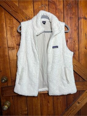 Patagonia White Sherpa Fleece Vest